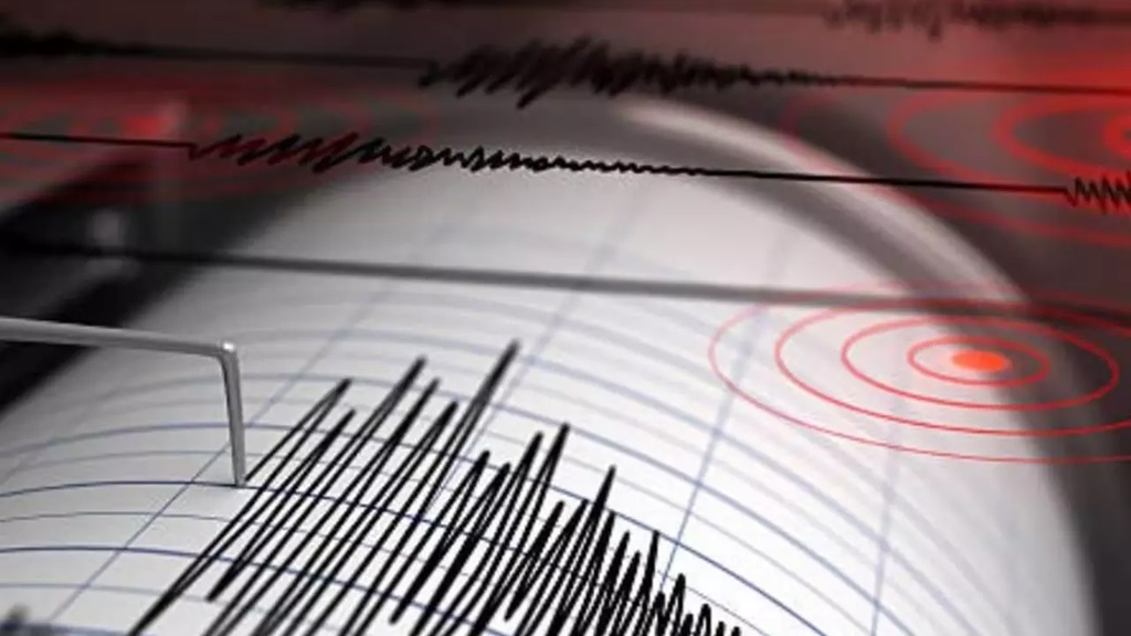 Strong earthquake shook NCR